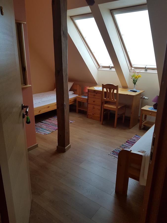 Tīreļi Aitinlauvas酒店 外观 照片